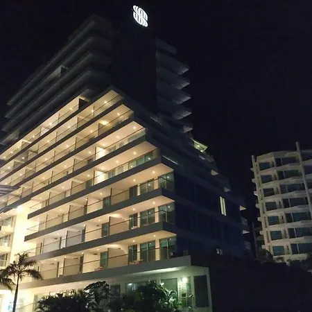 Precioso Apto, Lujoso Condo, Vista Y Salida Al Mar Apartamento