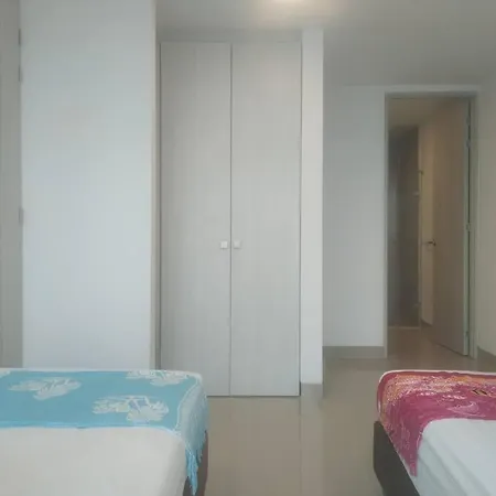 Apartamento Precioso Apto, Lujoso Condo, Vista Y Salida Al Mar